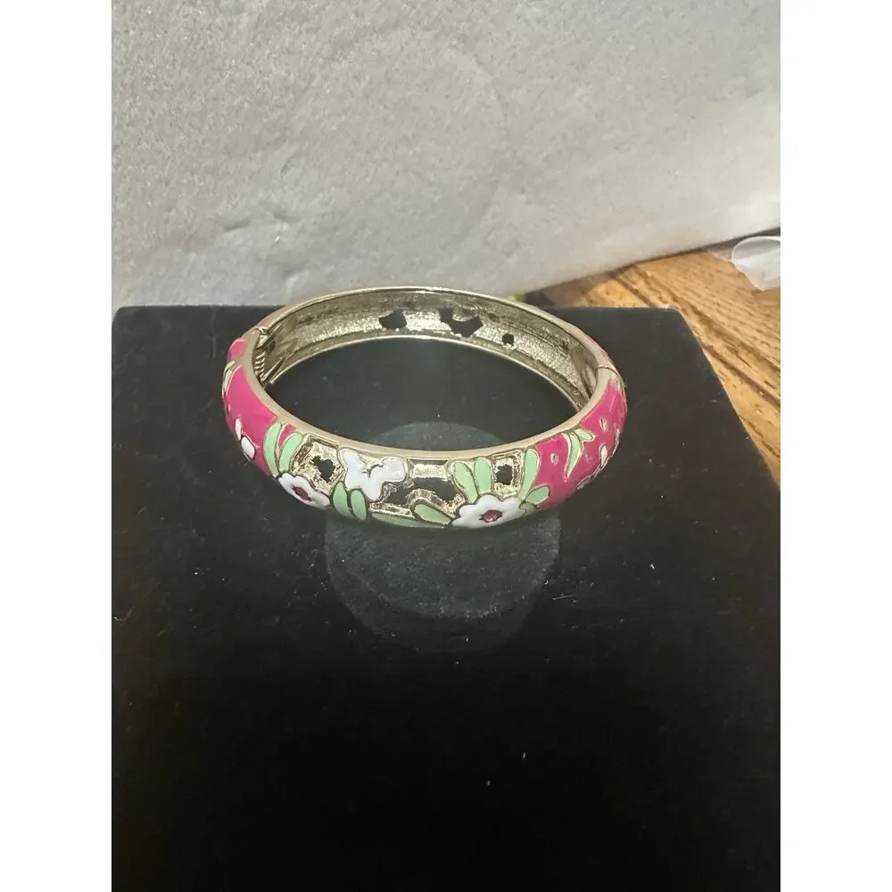 Sequin Nordstrom Pink Floral Gold Tone Statement Enamel Hinge Bracelet #97